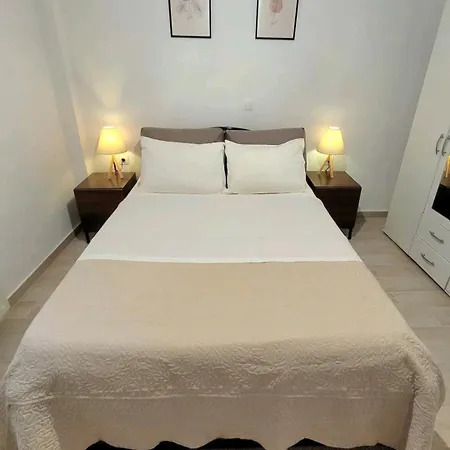 Center River Apartment