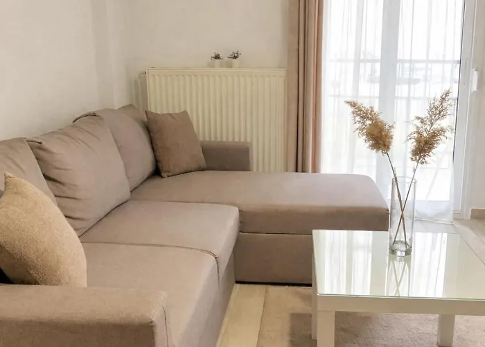 Center River Apartman